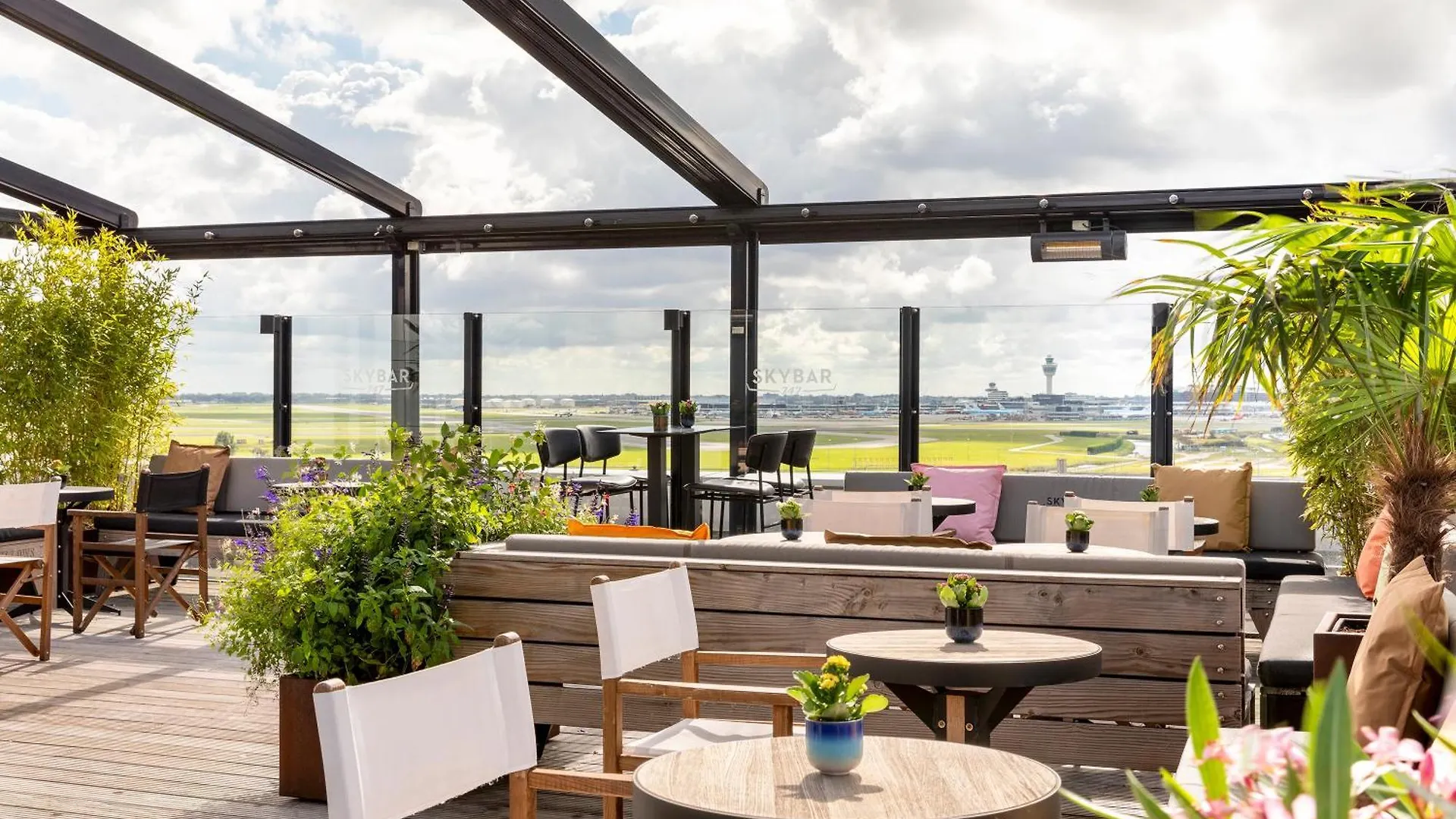 Corendon Amsterdam Schiphol Airport, A Tribute Portfolio Hotel Badhoevedorp