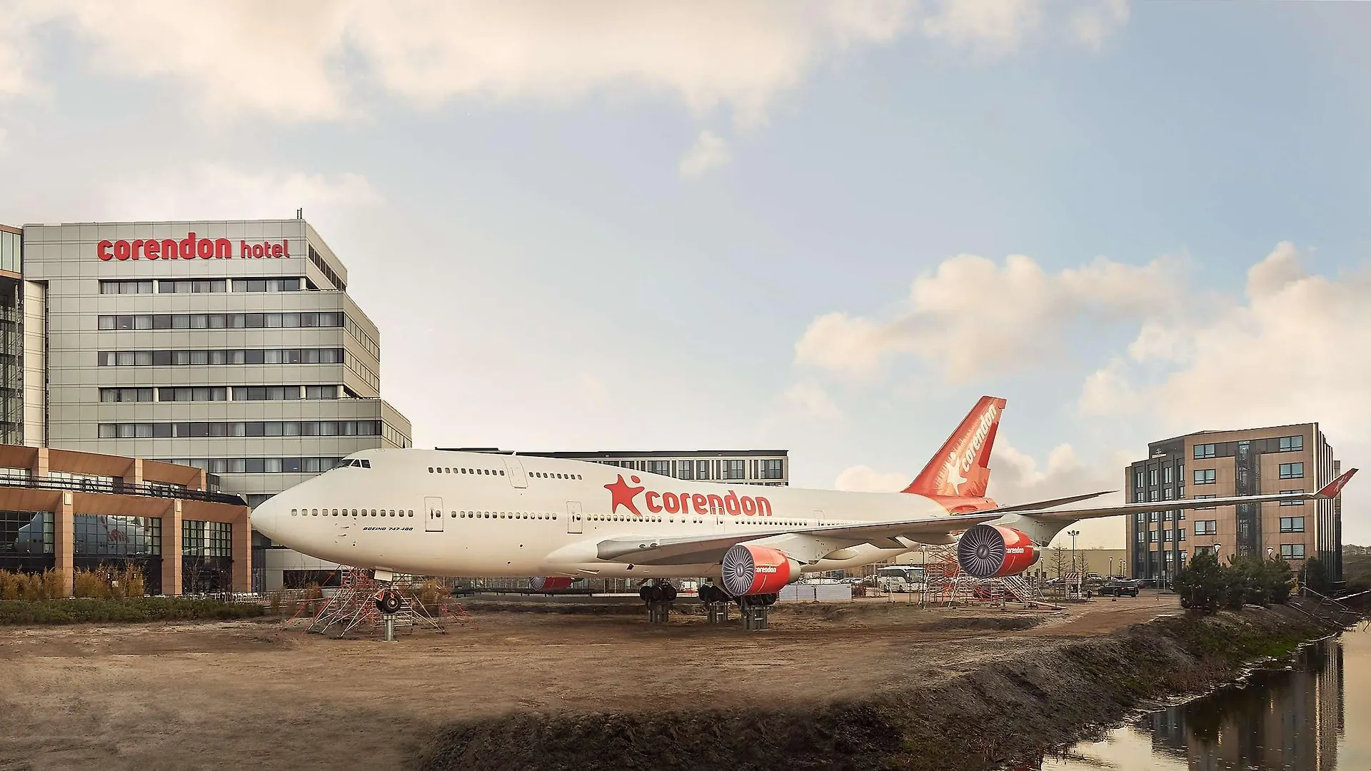 Corendon Amsterdam Schiphol Airport, A Tribute Portfolio Hotel バドフーフェドルプ