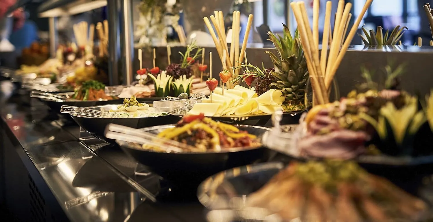 Corendon Amsterdam Schiphol Airport, A Tribute Portfolio Hotel バドフーフェドルプ